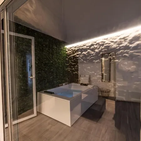 Moonkey - Mediterraneo Con Jacuzzi Y Luz Natural