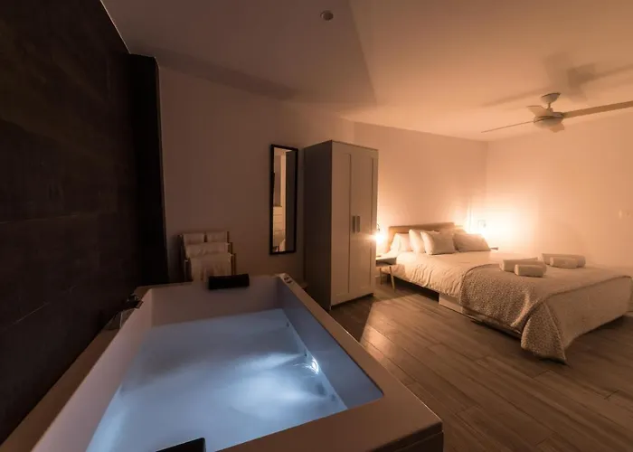 Moonkey - Mediterraneo Con Jacuzzi Y Luz Natural Διαμέρισμα *